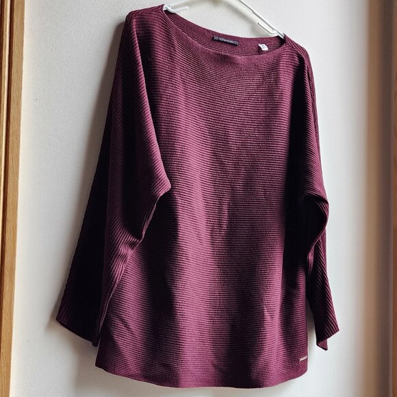T Tahari Sweaters - T Tahari Cranberry Purple Boat Neck Ribbed Sweater Size Large